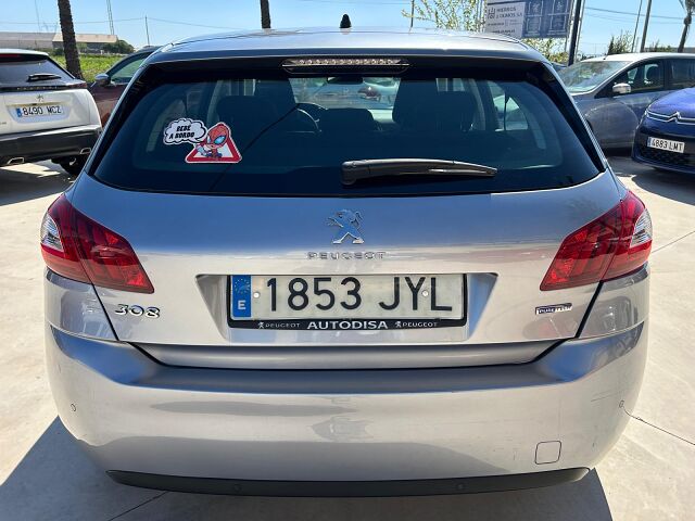 PEUGEOT 308 ALLURE 1.2 E-THP AUTO SPANISH LHD IN SPAIN 61000 MILES SUPERB 2017